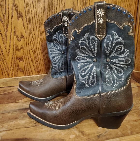 ariat daisy boots